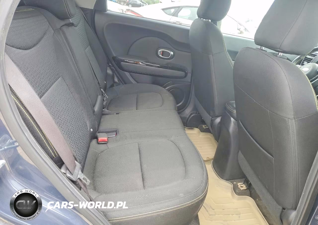 2016 Kia Soul + VIN:KNDJP3A55G7353895 - 11