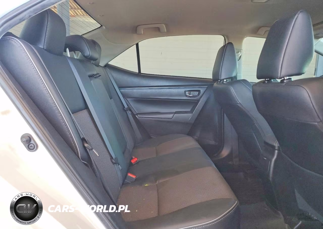 2015 Toyota Corolla S Plus VIN:5YFBURHE3FP239509 - 10