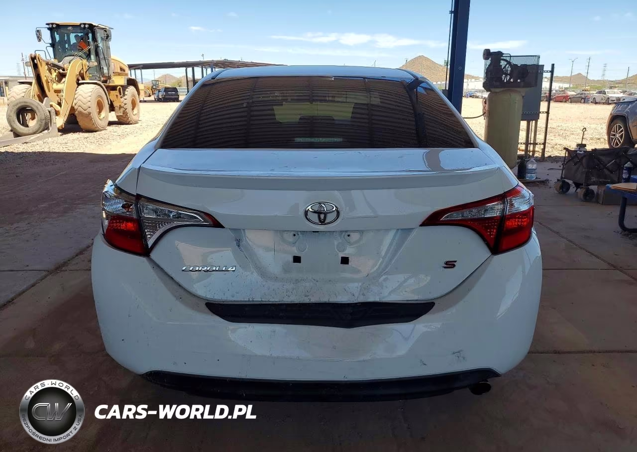 2015 Toyota Corolla S Plus VIN:5YFBURHE3FP239509 - 6