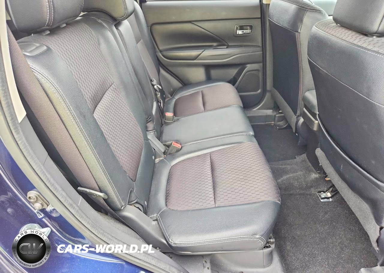 2015 Mitsubishi Outlander Se VIN:JA4AD3A35FZ004790 - 11