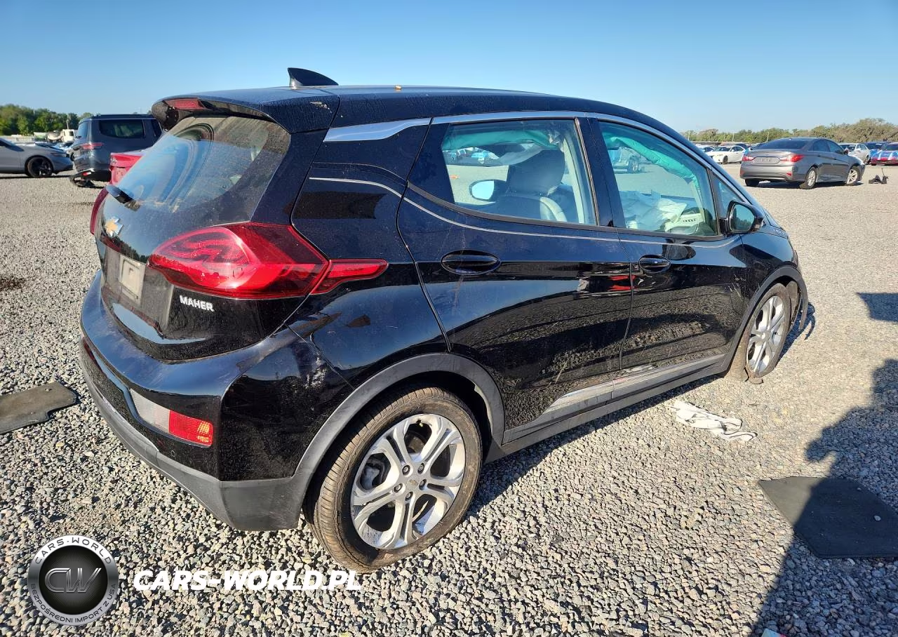 2021 Chevrolet Bolt Ev Lt VIN:1G1FY6S08M4104679 - 3