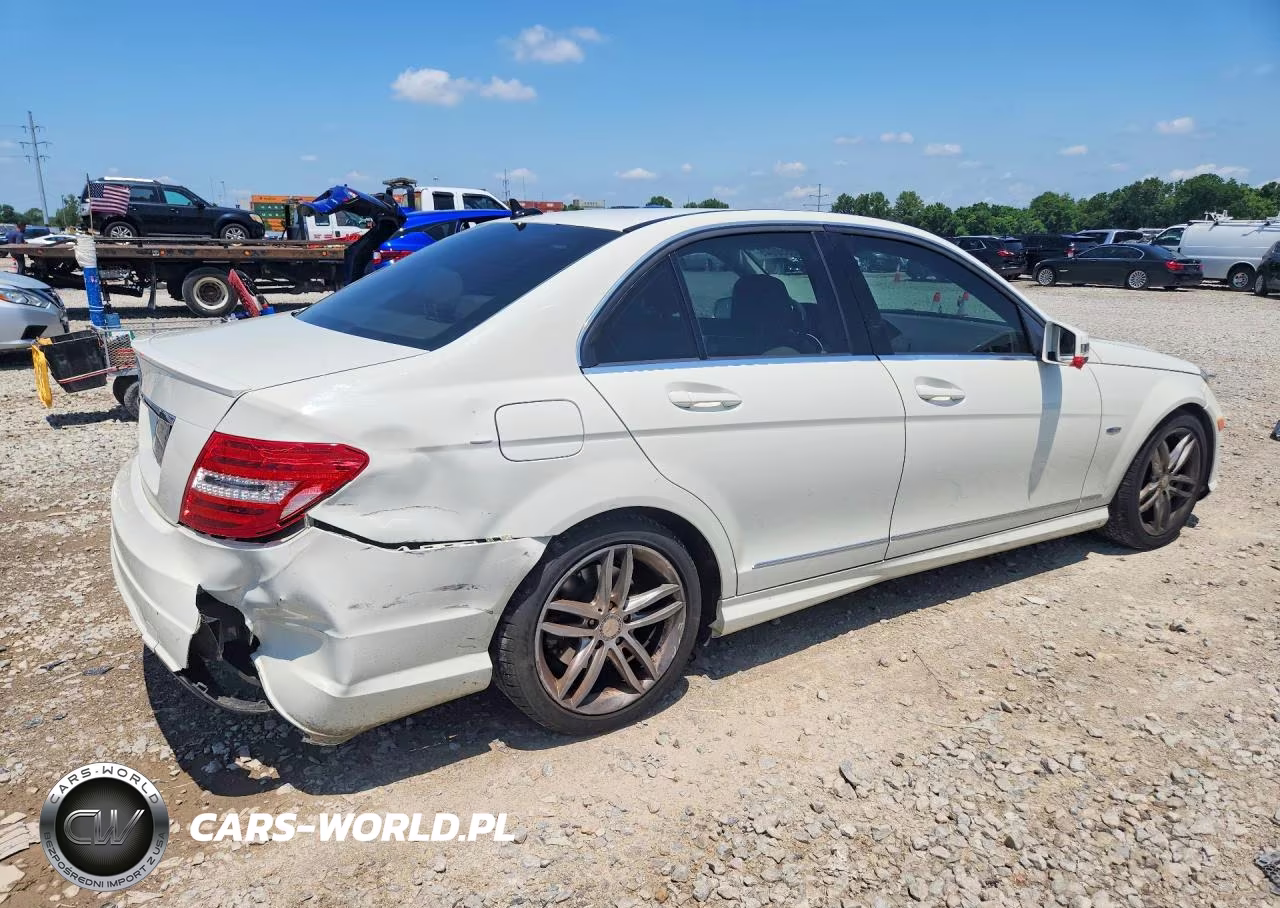 2012 Mercedes-Benz C 250 VIN:WDDGF4HB4CA721226 - 3