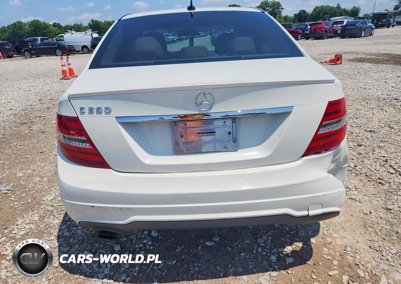 2012 Mercedes-Benz C 250 VIN:WDDGF4HB4CA721226 - 6