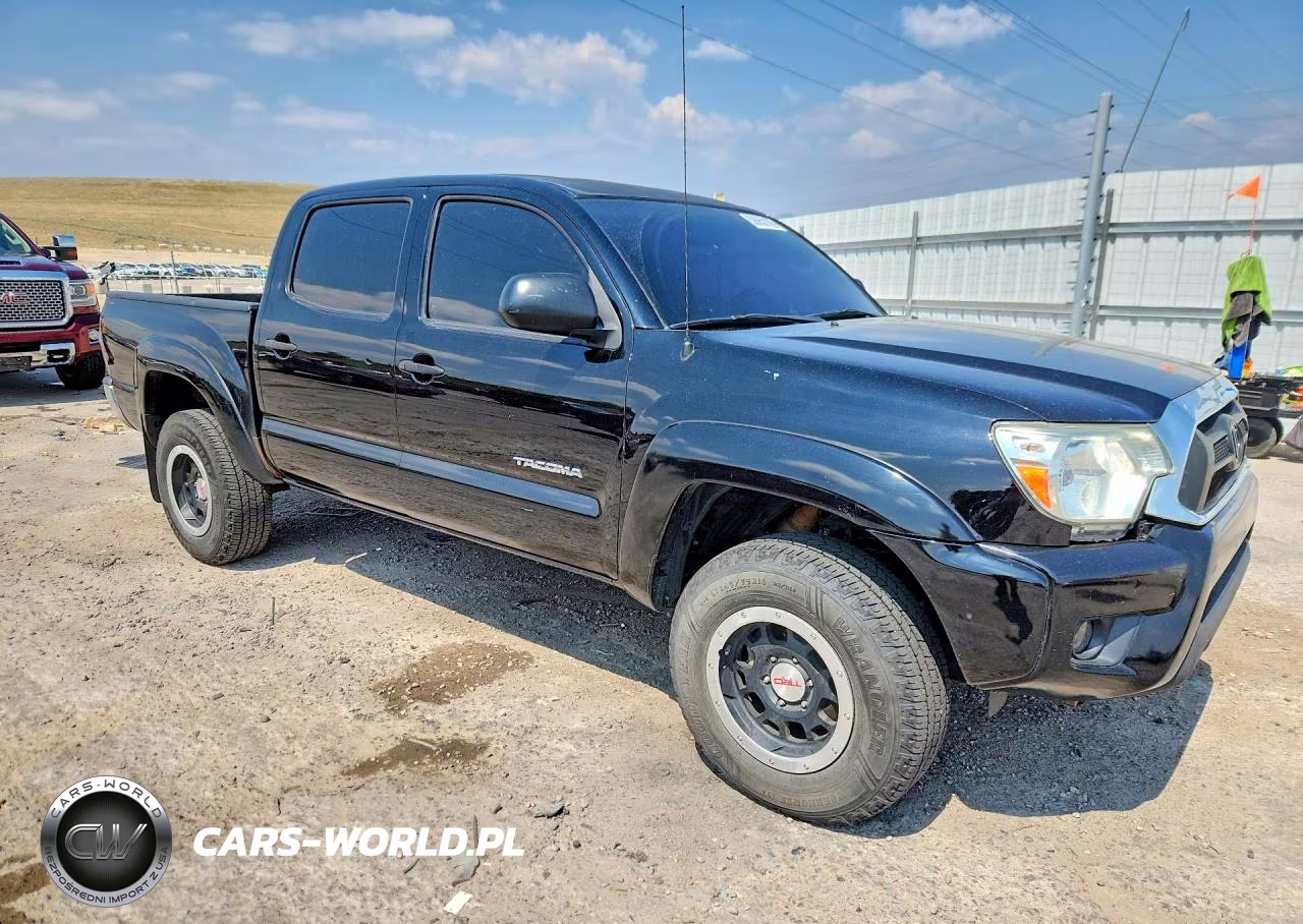 2013 Toyota Tacoma Double Cab VIN:3TMLU4EN8DM109953 - 4