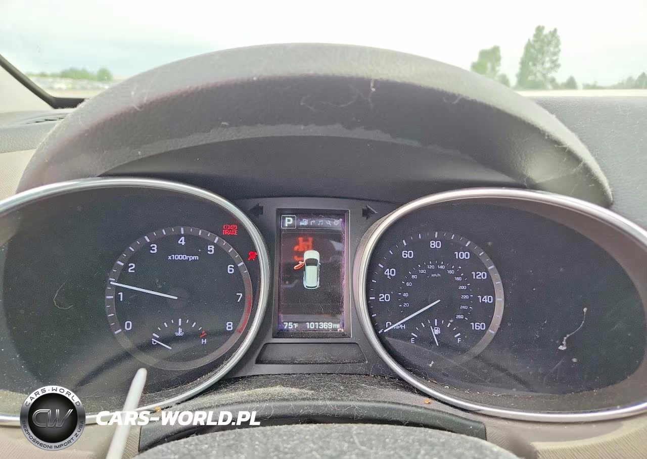 2017 Hyundai Santa Fe Limited Ultimate VIN:KM8SRDHF0HU216624 - 9