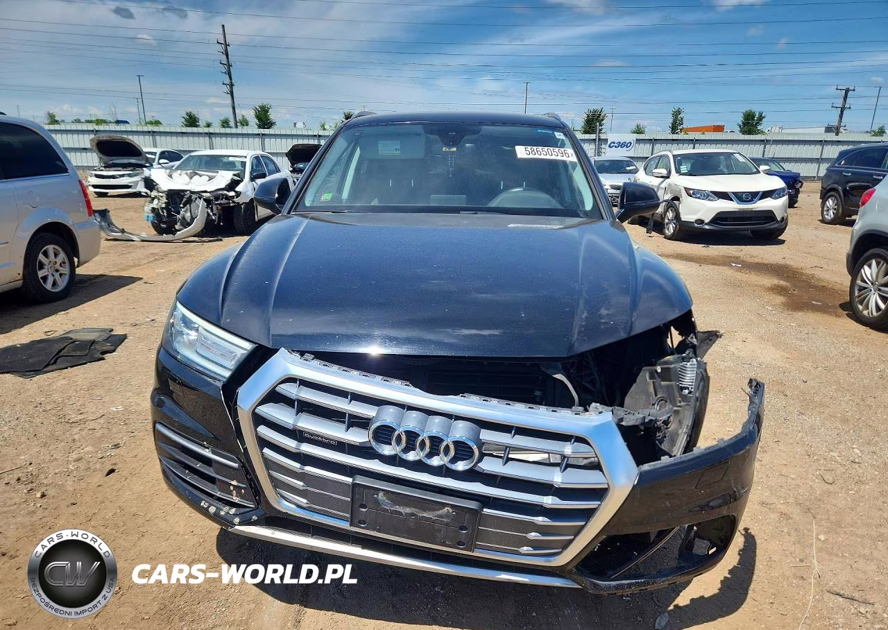 2019 Audi Q5 Premium VIN:WA1ANAFYXK2065917 - 5