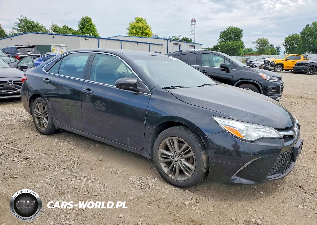 2016 Toyota Camry Se VIN:4T1BF1FK0GU127951 - 4
