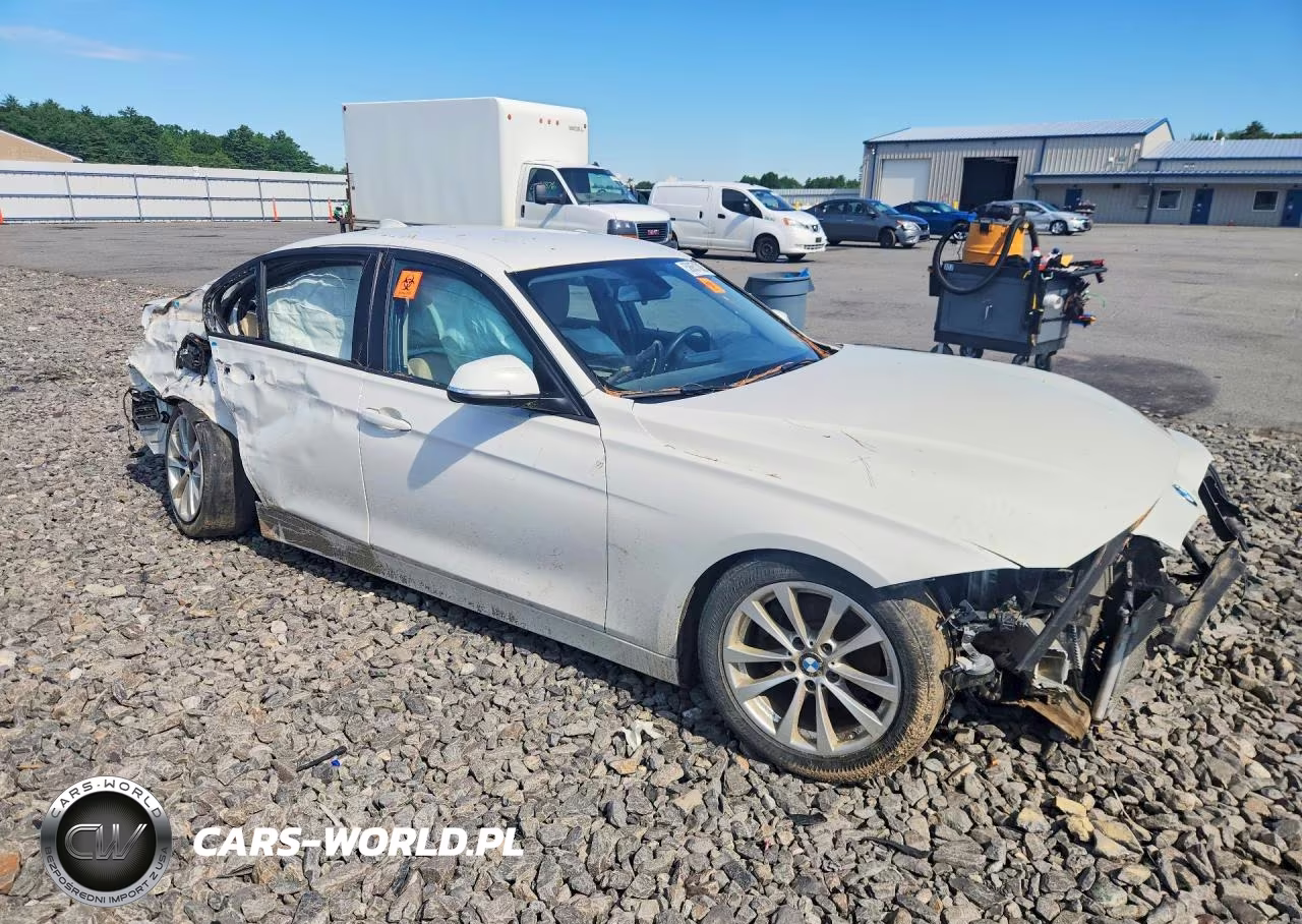 2018 BMW 320 Xi VIN:WBA8E5G53JNV02554 - 4