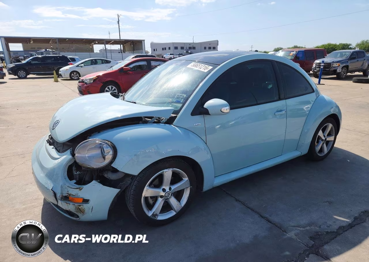 2010 Volkswagen New Beetle