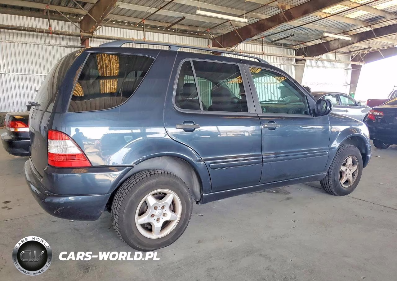 2000 Merz Ml-Class VIN:4JGAB54E7YA156880 - 3