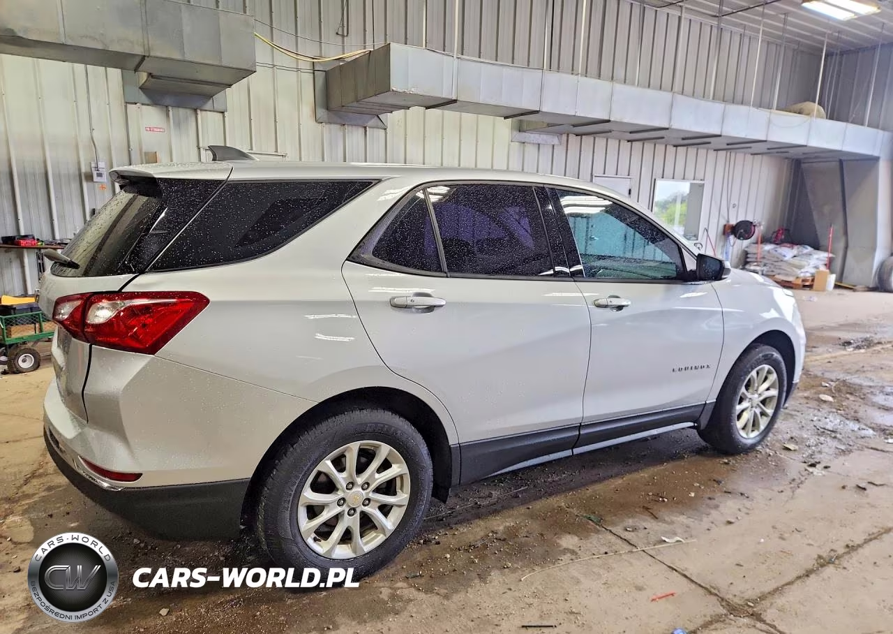 2018 Chevrolet Equinox Ls VIN:2GNAXHEV9J6145959 - 3