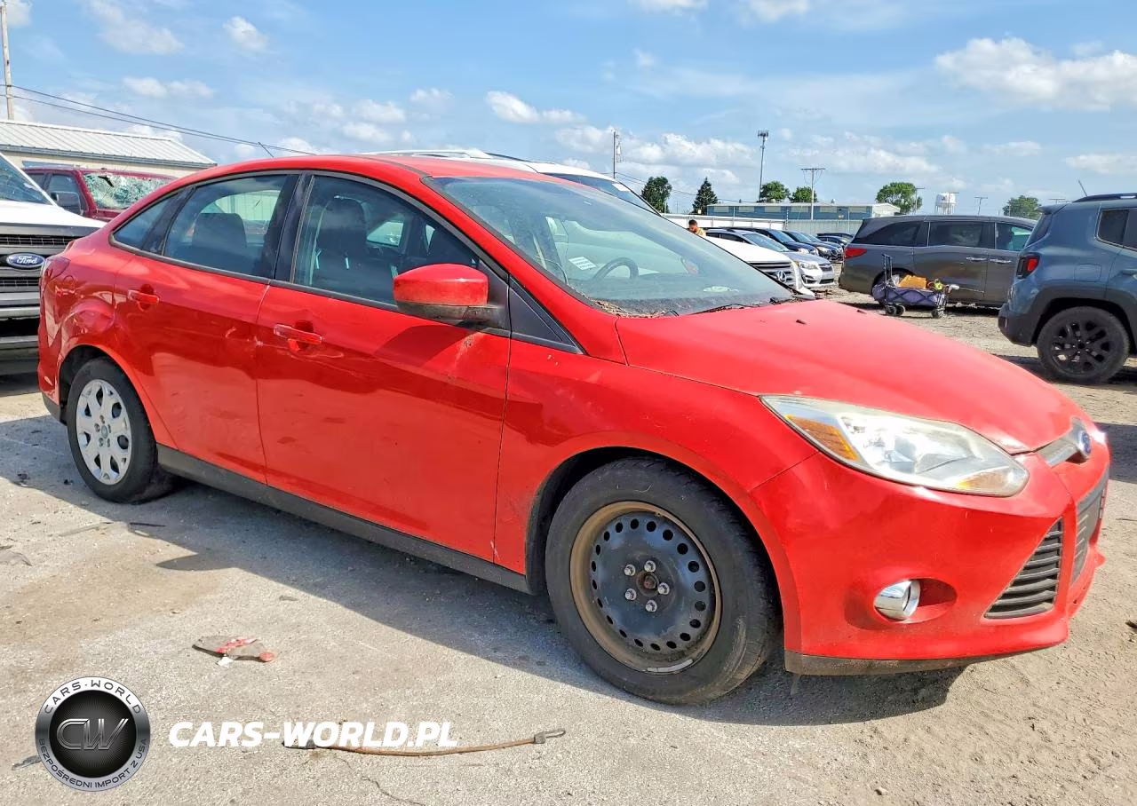 2012 Ford Focus Se VIN:1FAHP3F27CL265063 - 4