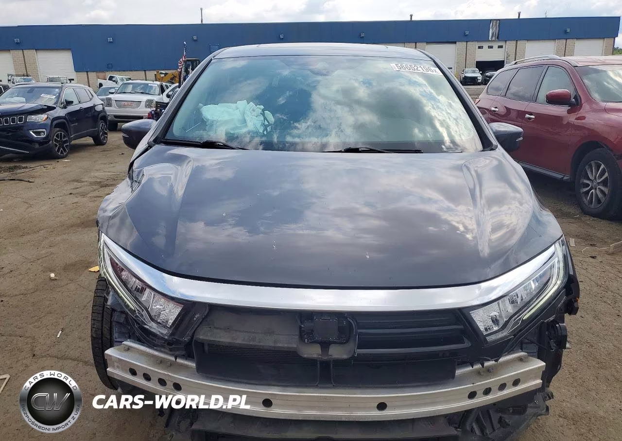 2022 Honda Odyssey Touring VIN:5FNRL6H86NB052897 - 5