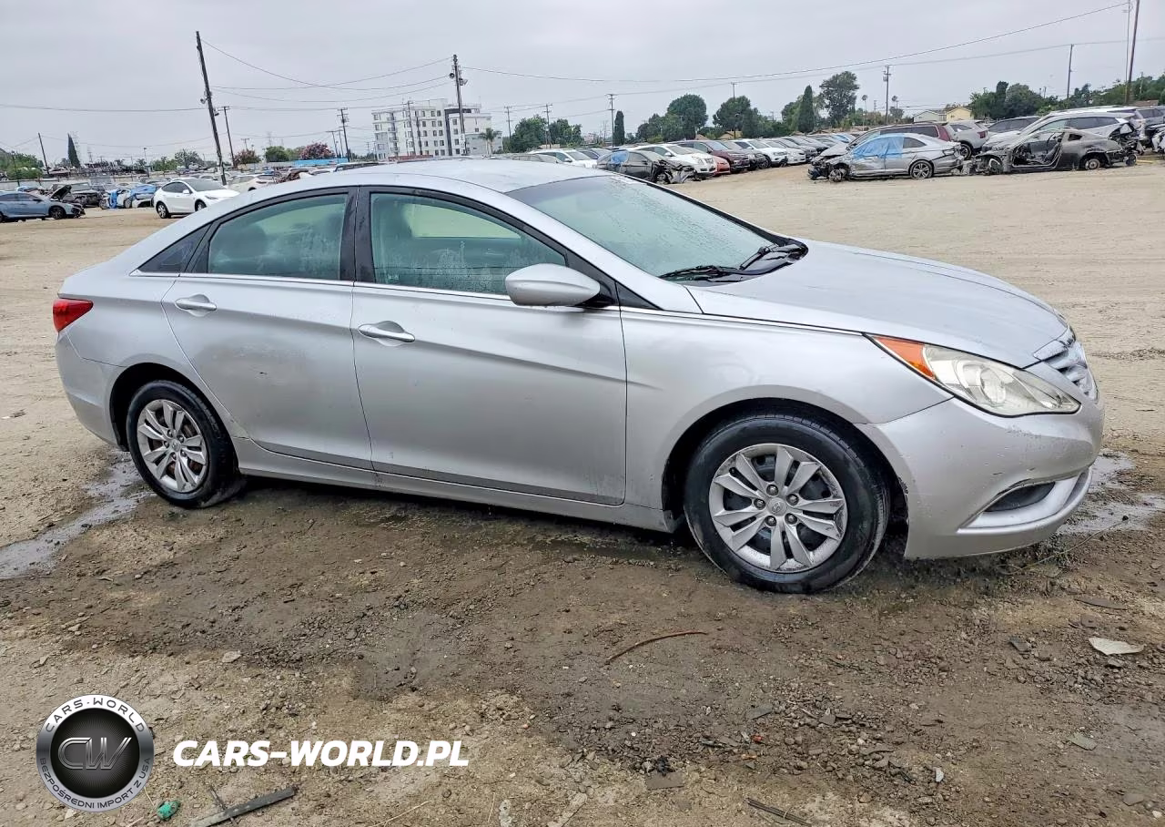 2011 Hyundai Sonata Gls VIN:5NPEB4ACXBH177631 - 4