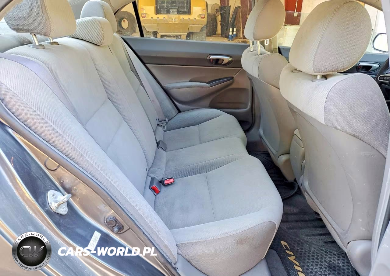 2011 Honda Civic Lx VIN:2HGFA1F58BH300417 - 10