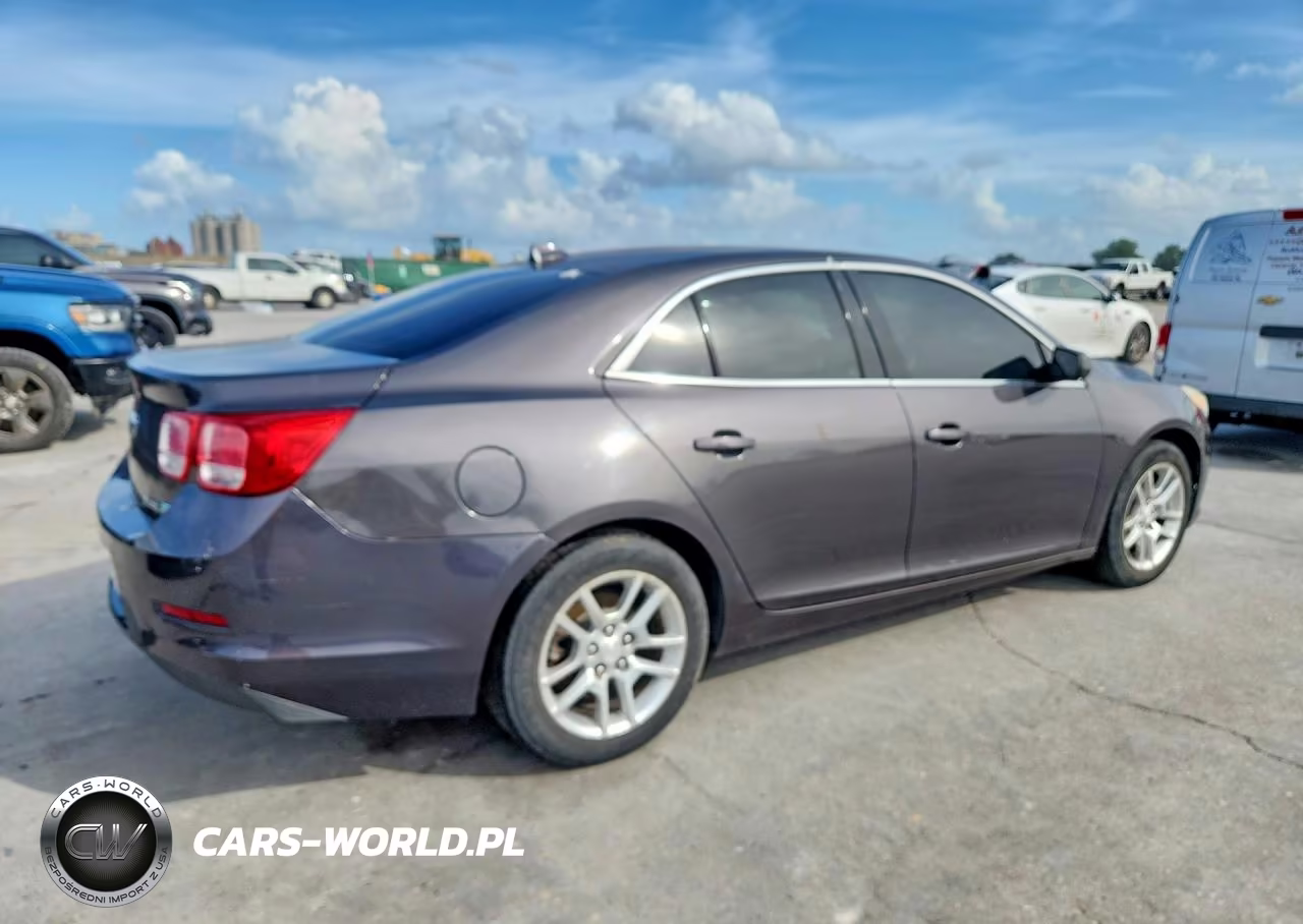 2013 Chevrolet Malibu 2Lt VIN:1G11F5RR1DF105692 - 3