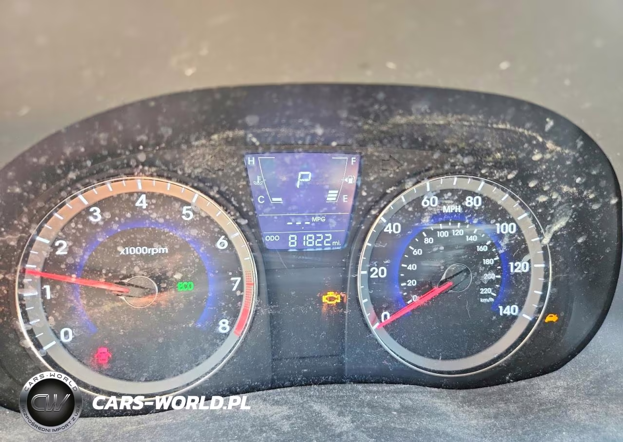 2013 Hyundai Accent Gls VIN:KMHCU4AE4DU576476 - 9