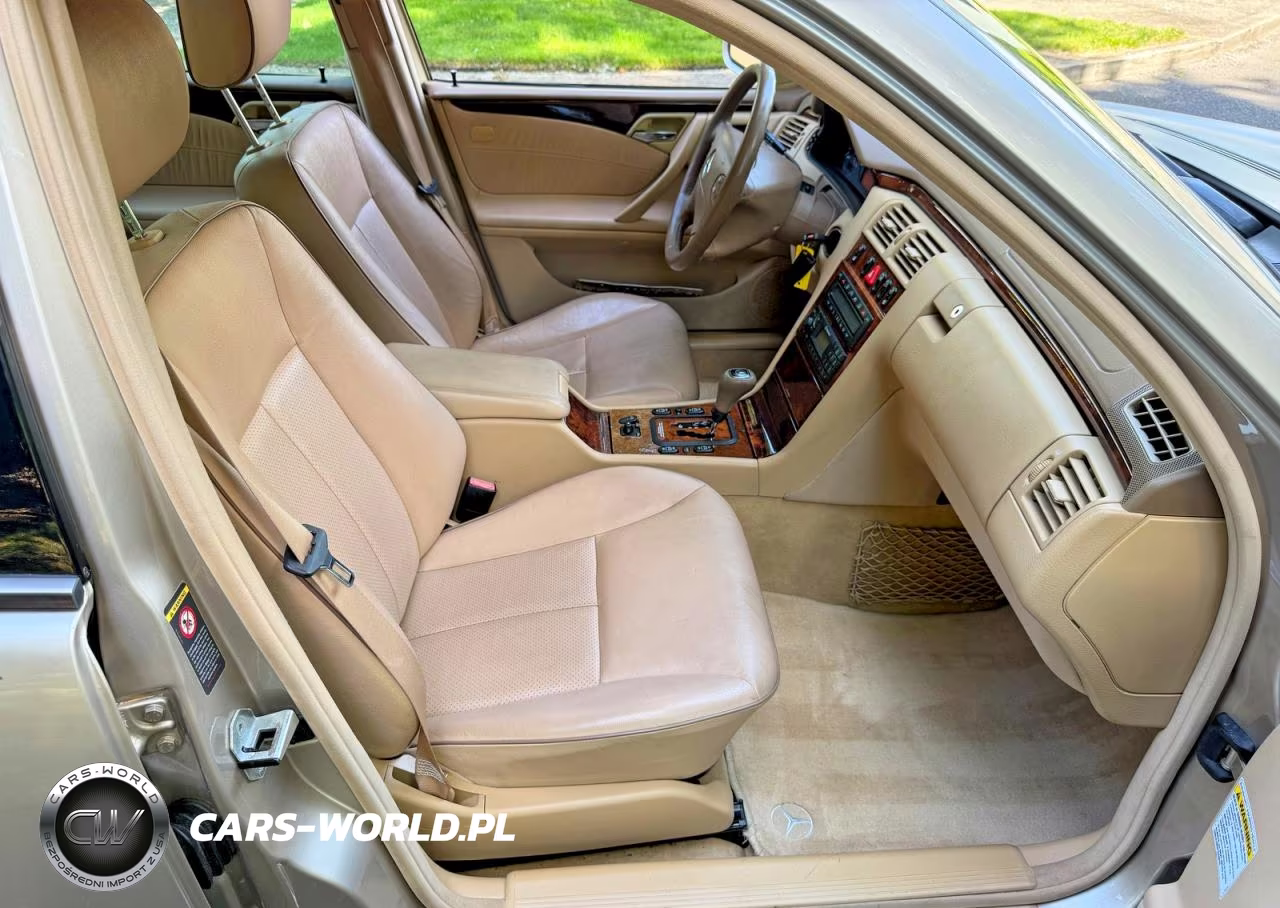 2000 Mercedes-Benz E 430 VIN:WDBJF70J7YB018627 - 5
