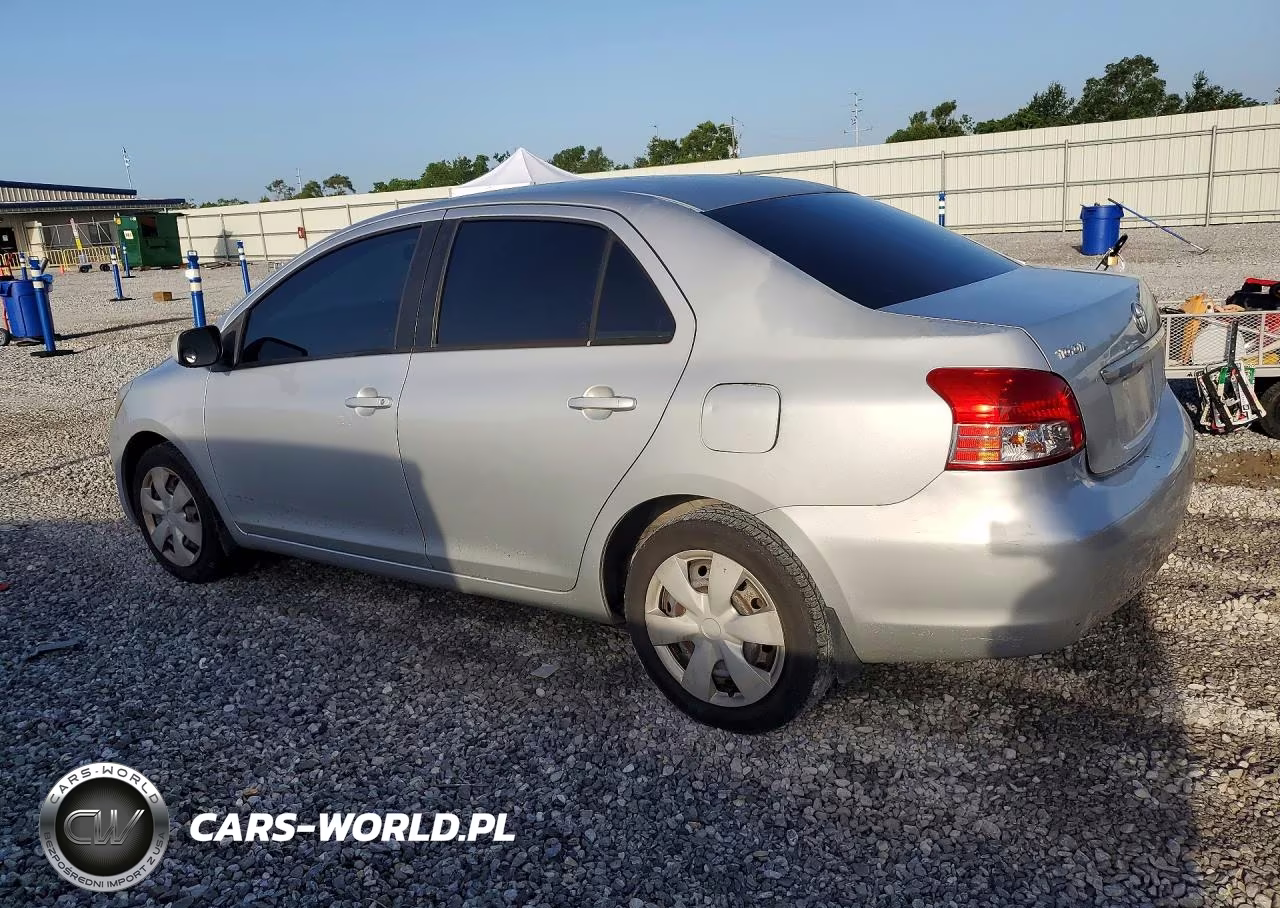 2007 Toyota Yaris Base VIN:JTDBT923371031193 - 2