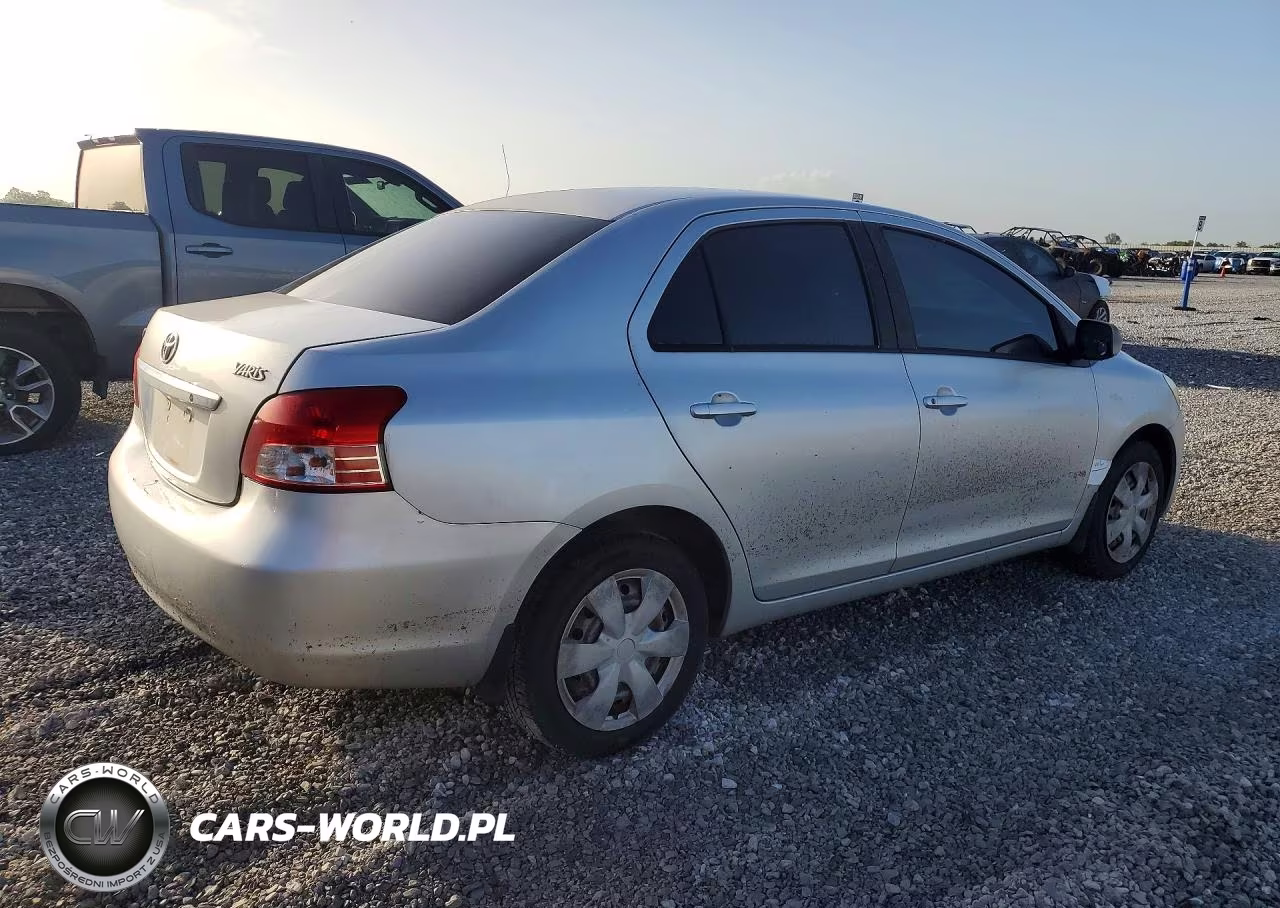 2007 Toyota Yaris Base VIN:JTDBT923371031193 - 3