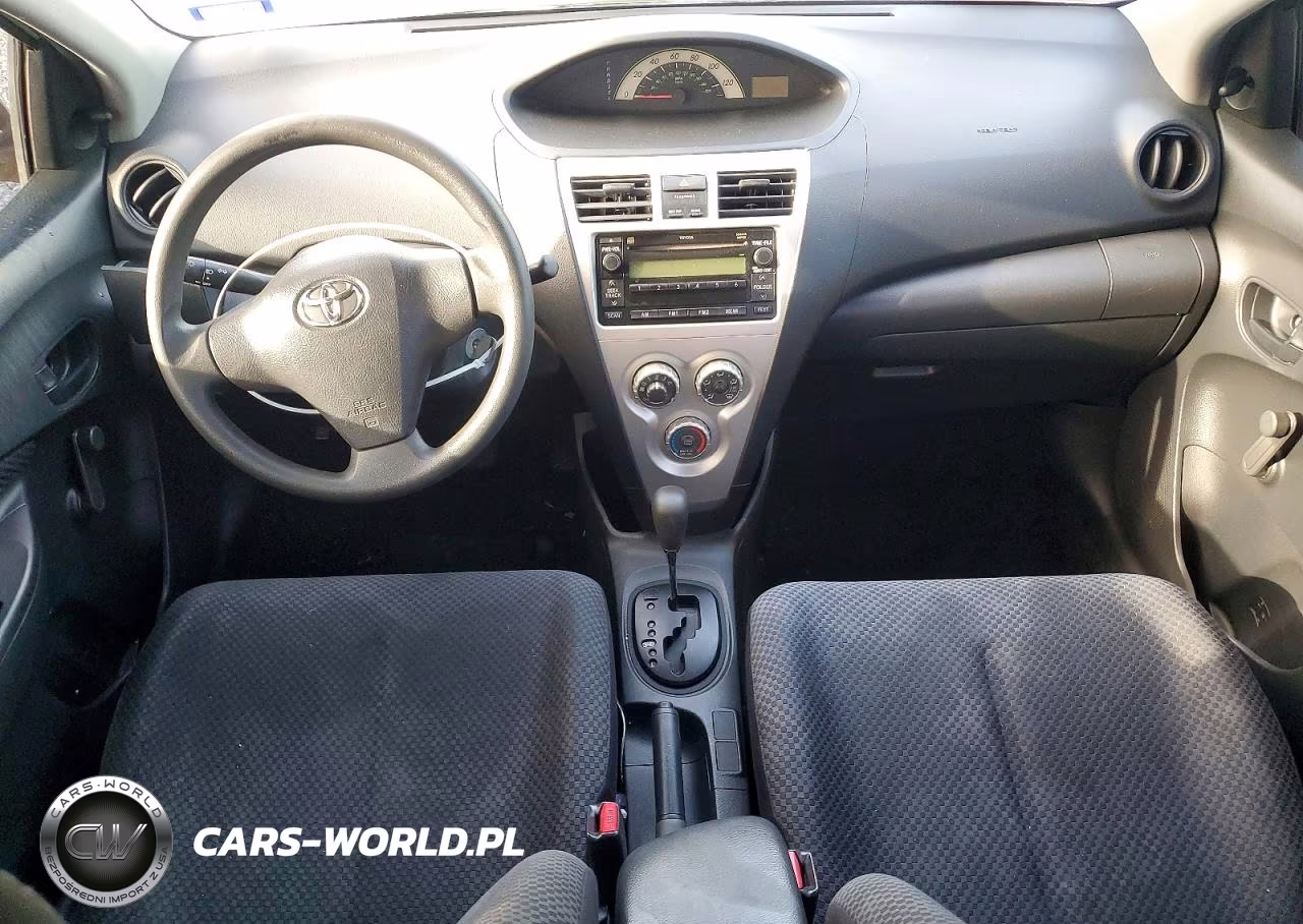 2007 Toyota Yaris Base VIN:JTDBT923371031193 - 8