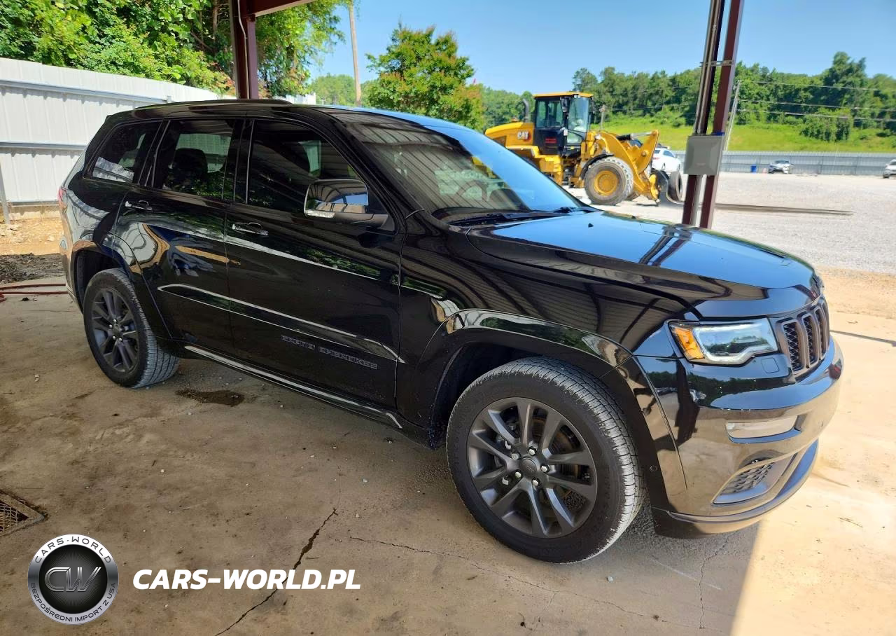 2018 Jeep Grand Cherokee Overland VIN:1C4RJECG9JC212437 - 4