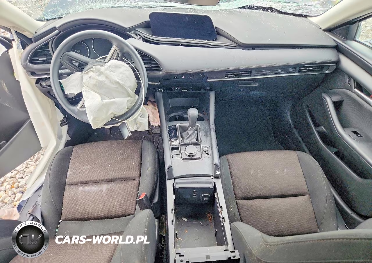 2022 Mazda 3 VIN:3MZBPAA72NM316992 - 8