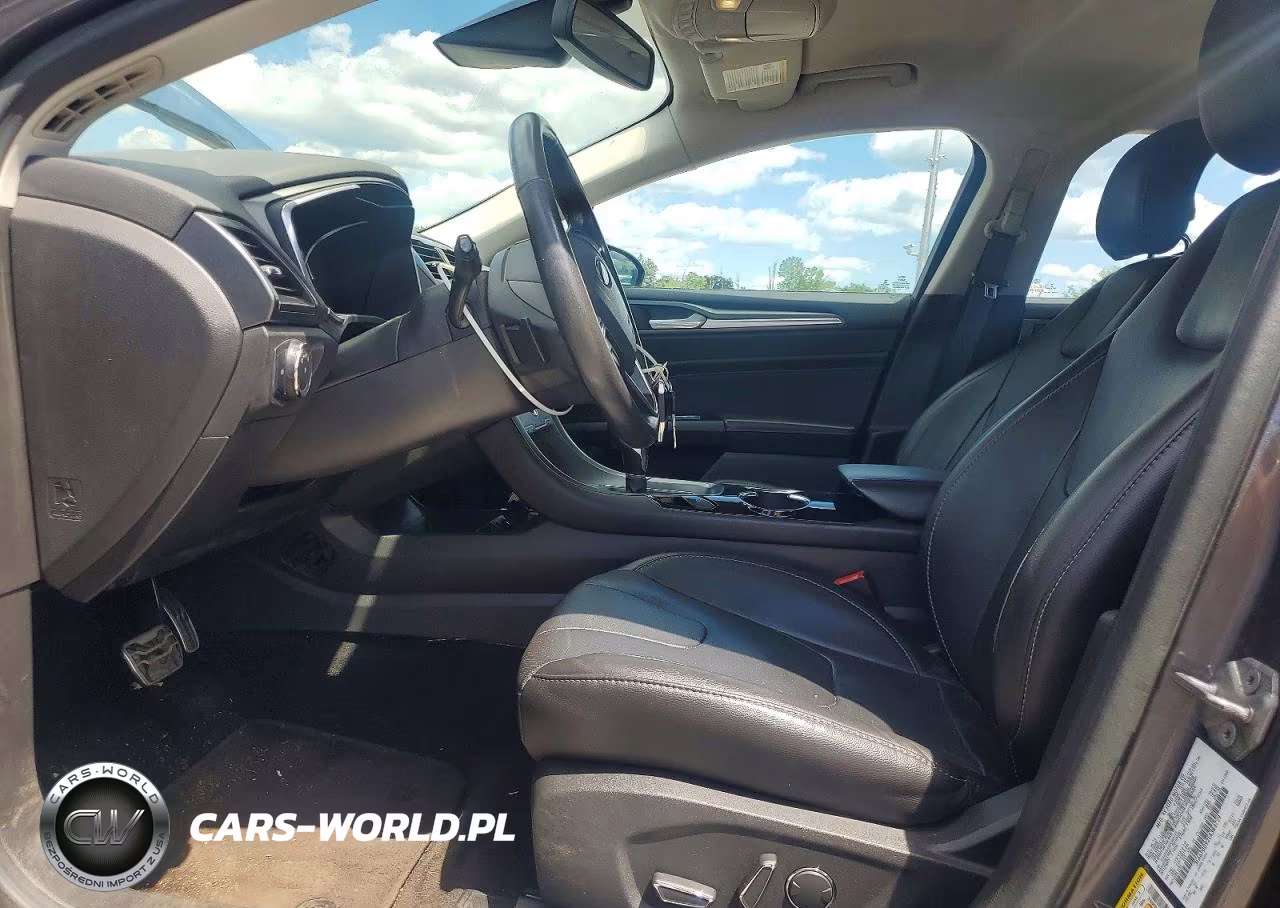 2014 Ford Fusion Titanium VIN:3FA6P0D92ER384729 - 7
