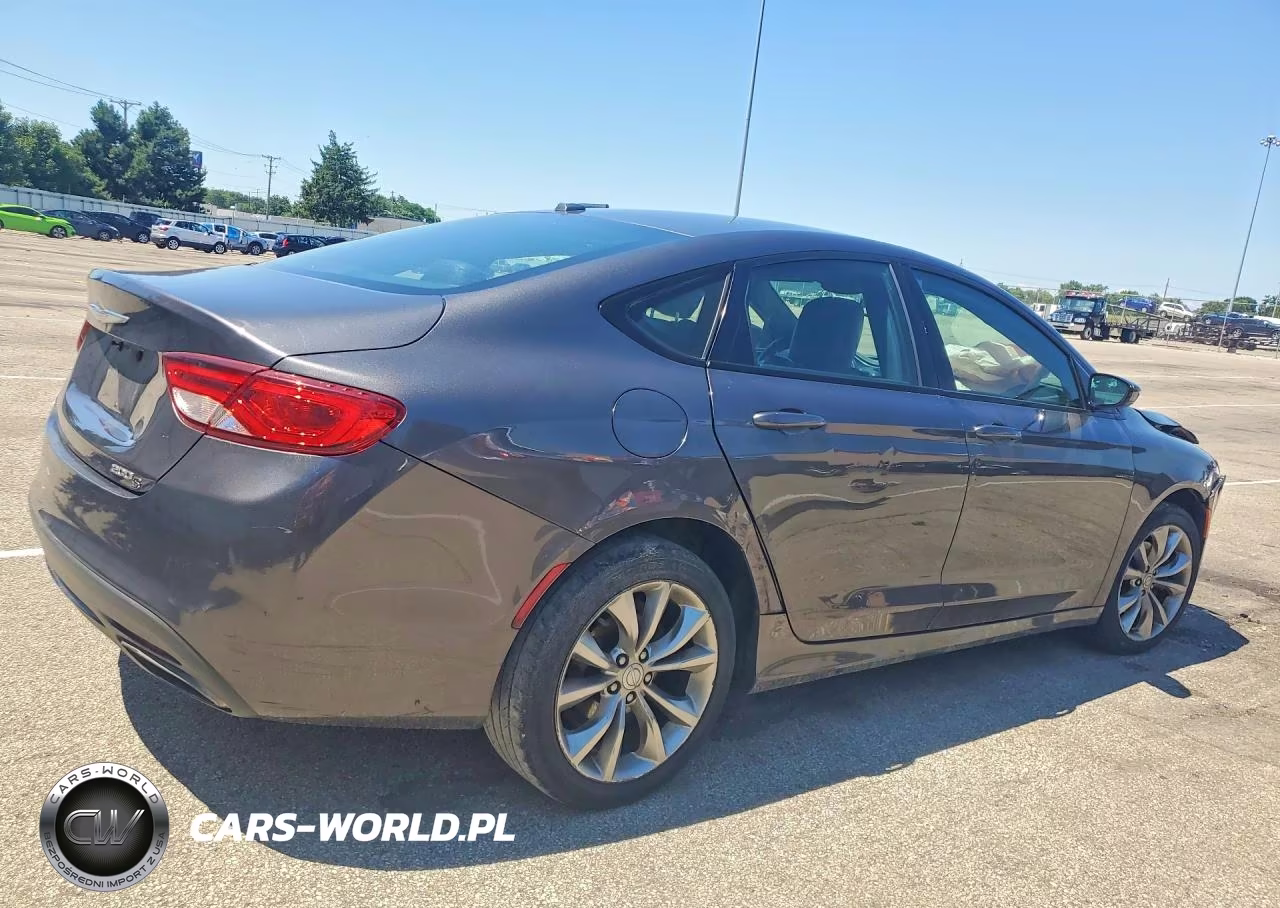 2015 Chrysler 200 S VIN:1C3CCCBB7FN566130 - 3