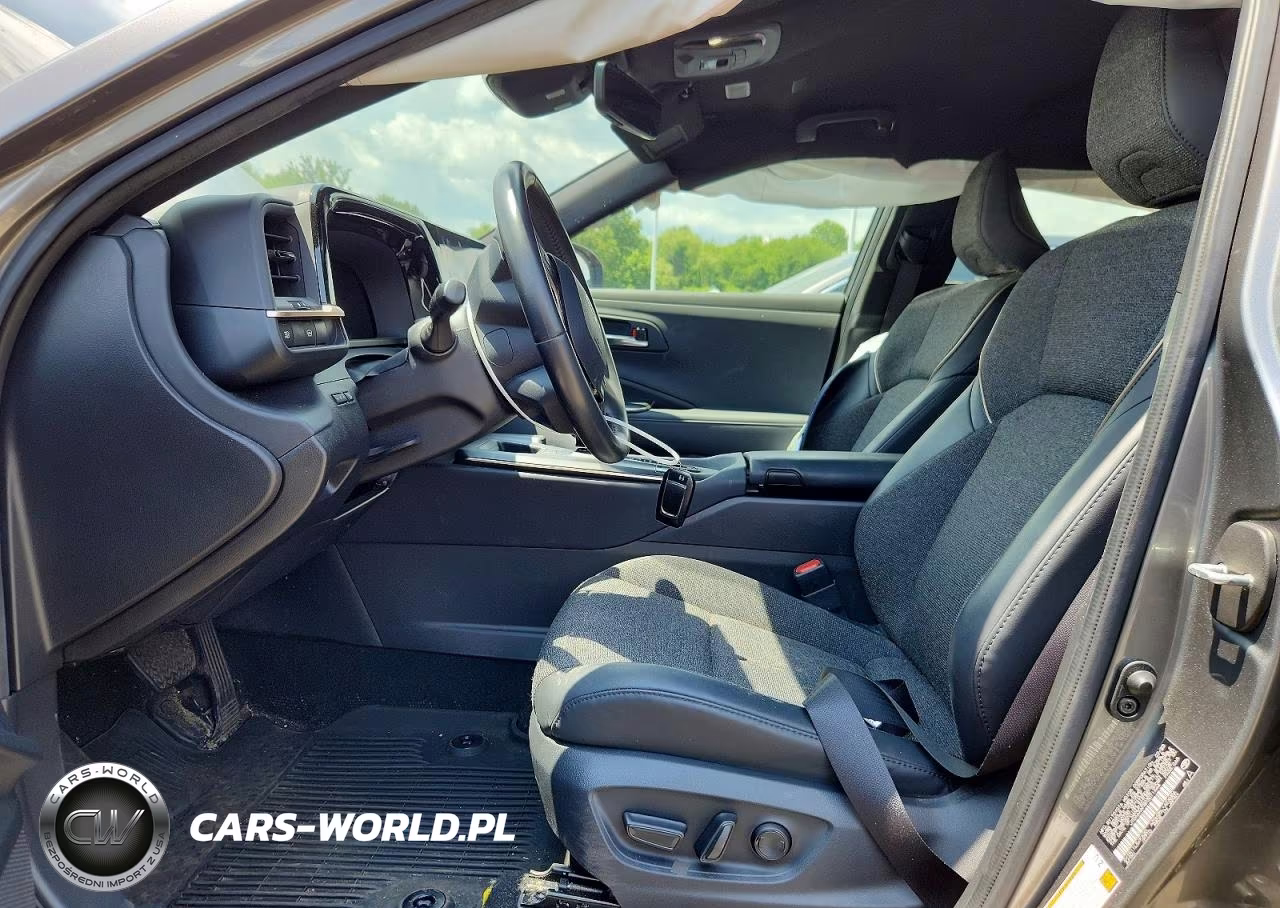 2023 Toyota Crown Xle VIN:JTDAAAAF8P3011444 - 7