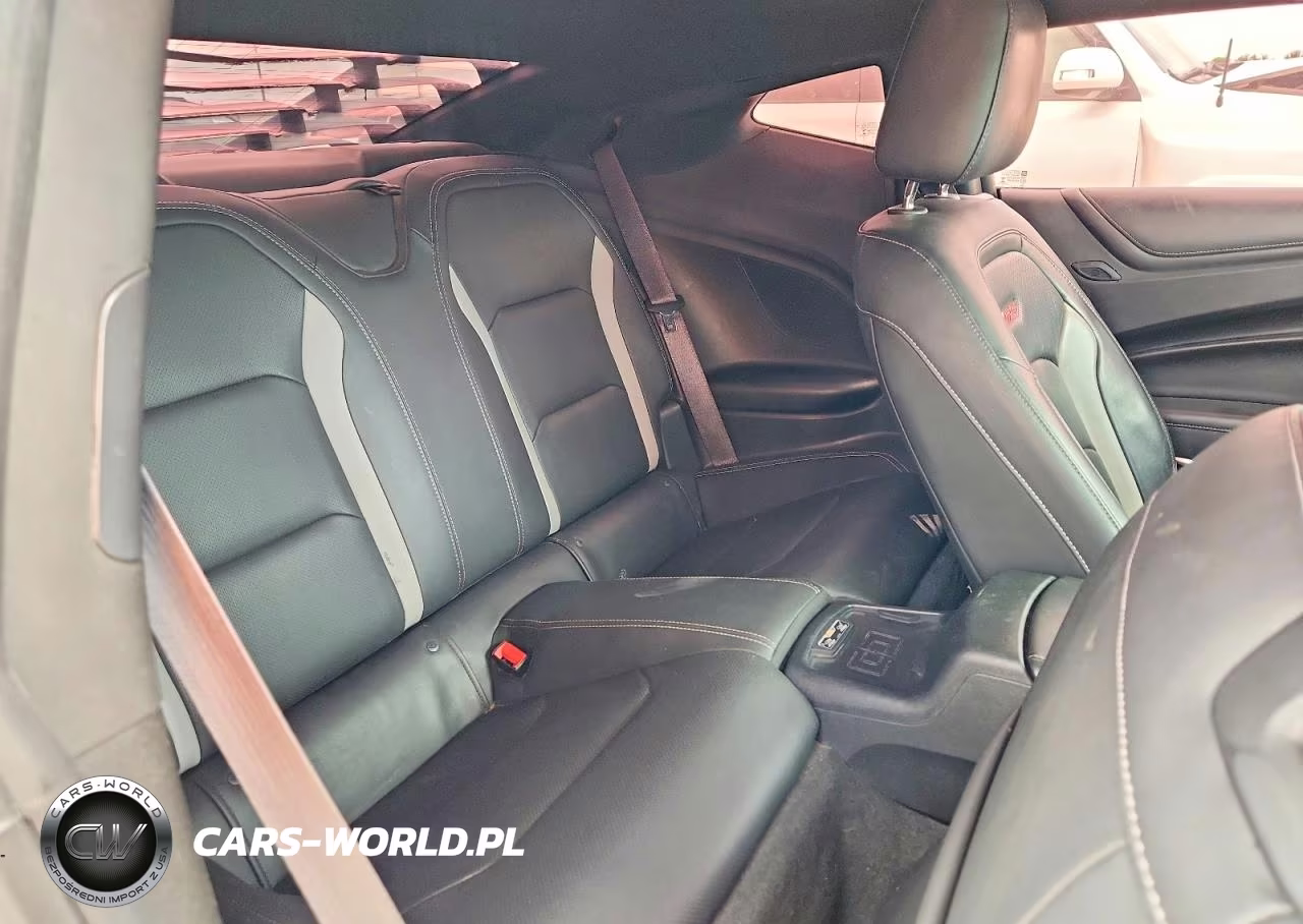 2018 Chevrolet Camaro Ss VIN:1G1FH1R75J0104406 - 10