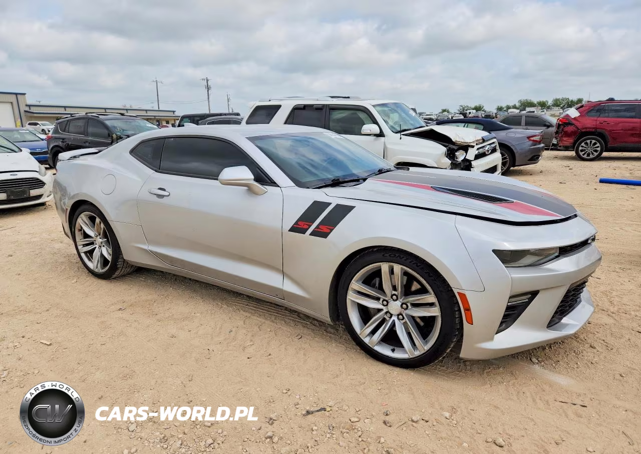 2018 Chevrolet Camaro Ss VIN:1G1FH1R75J0104406 - 4
