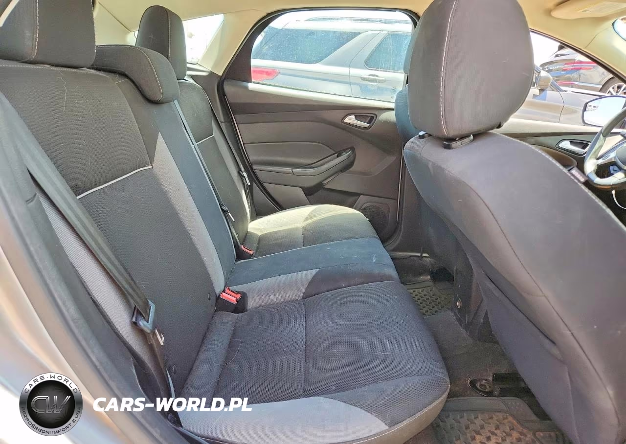 2014 Ford Focus Se VIN:1FADP3K2XEL313596 - 10