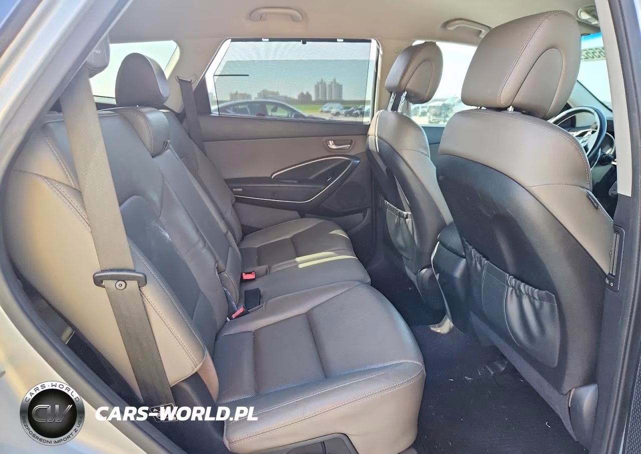 2017 Hyundai Santa Fe Se VIN:KM8SN4HFXHU233720 - 11