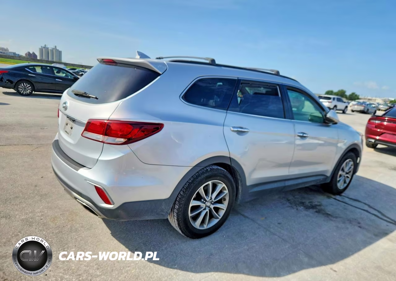 2017 Hyundai Santa Fe Se VIN:KM8SN4HFXHU233720 - 3
