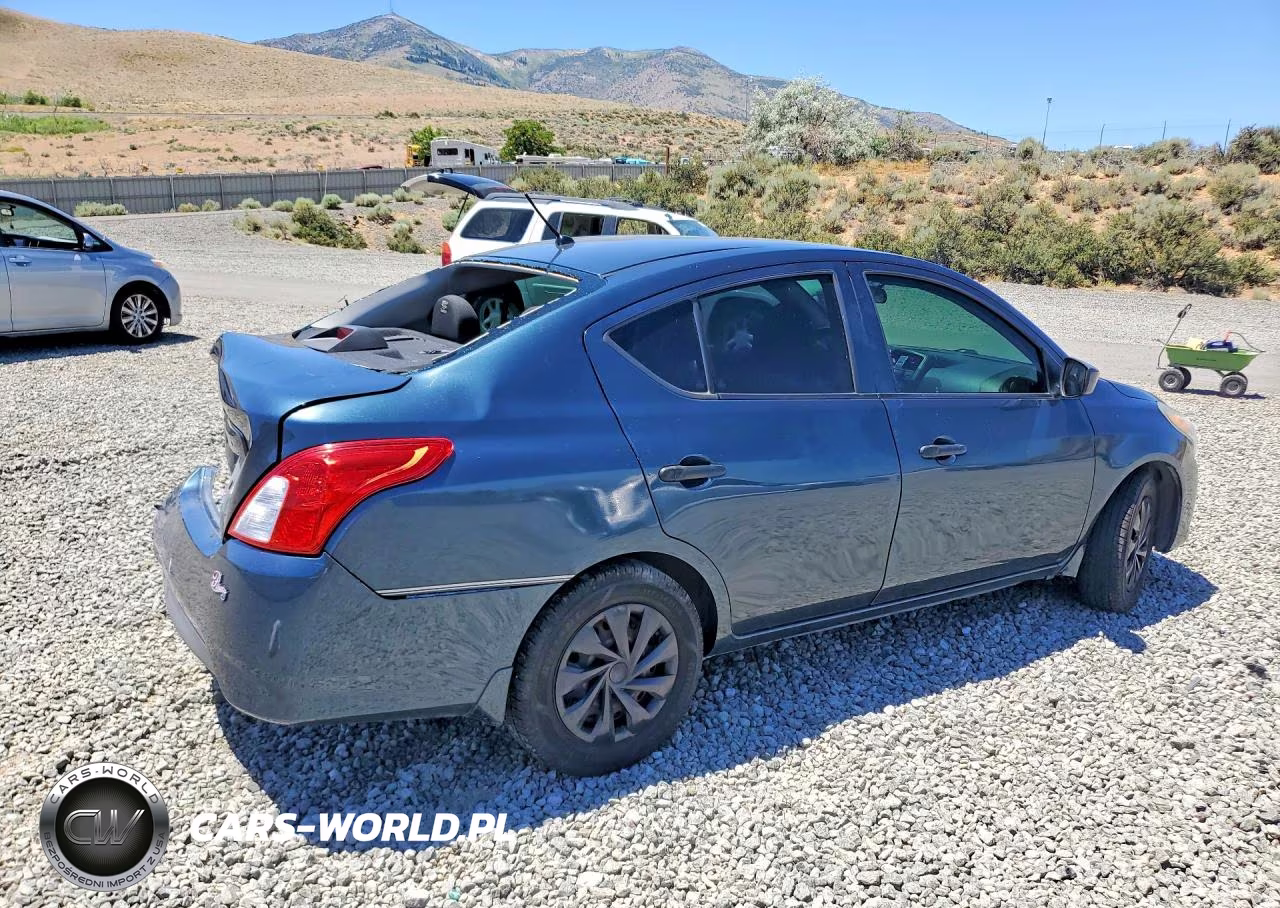 2016 Nissan Versa 1.6 S VIN:3N1CN7AP6GL831926 - 3