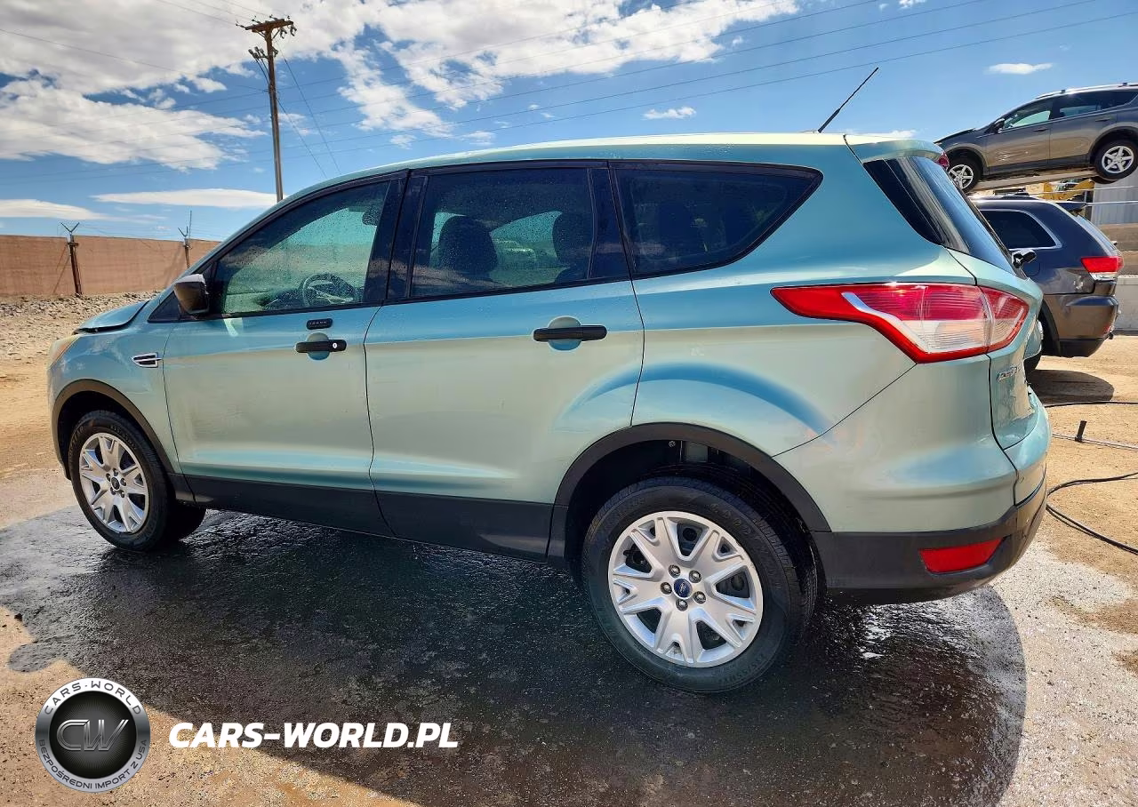 2013 Ford Escape S VIN:1FMCU0F79DUB94933 - 2