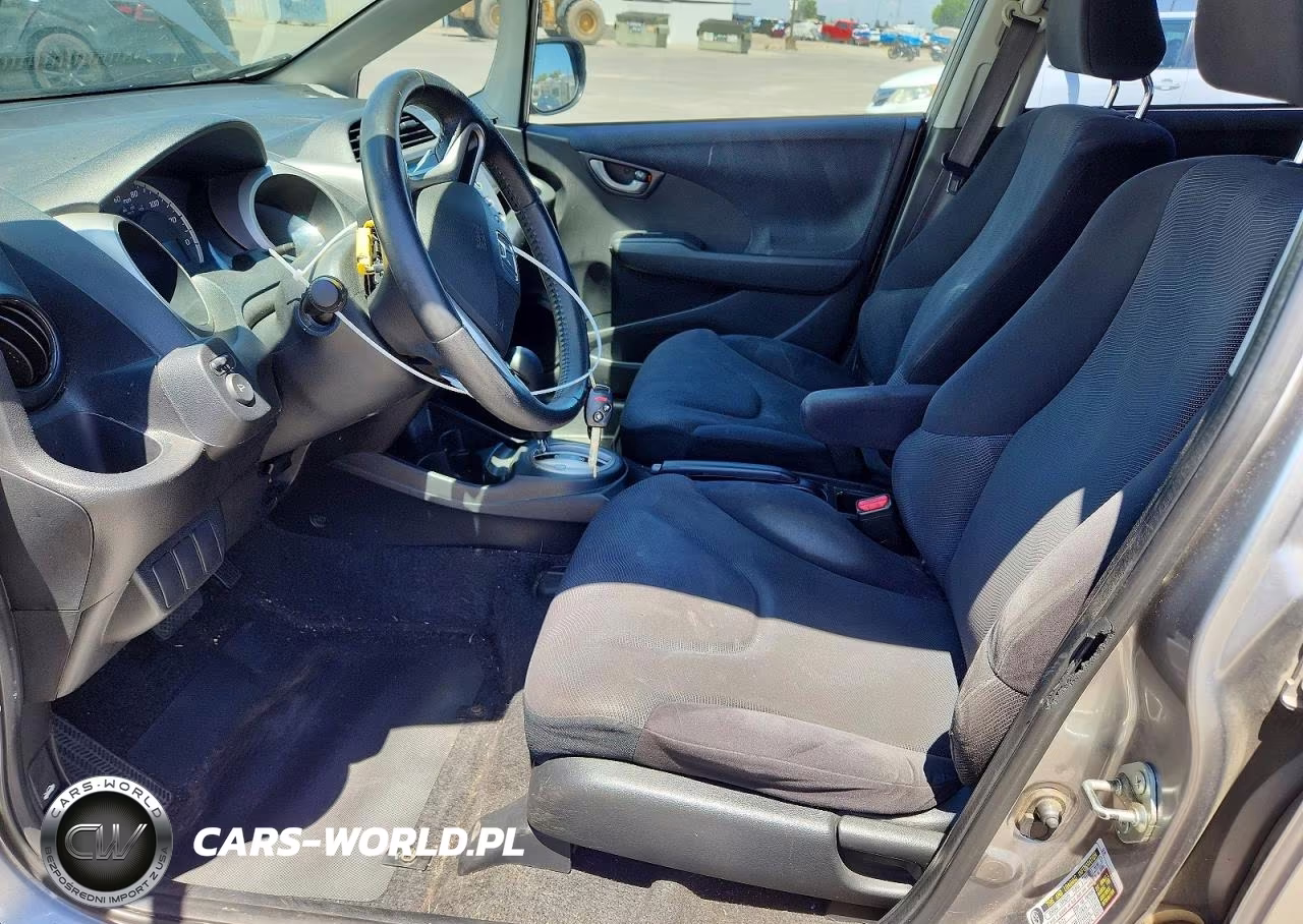2010 Honda Fit Sport VIN:JHMGE8H4XAS016636 - 7