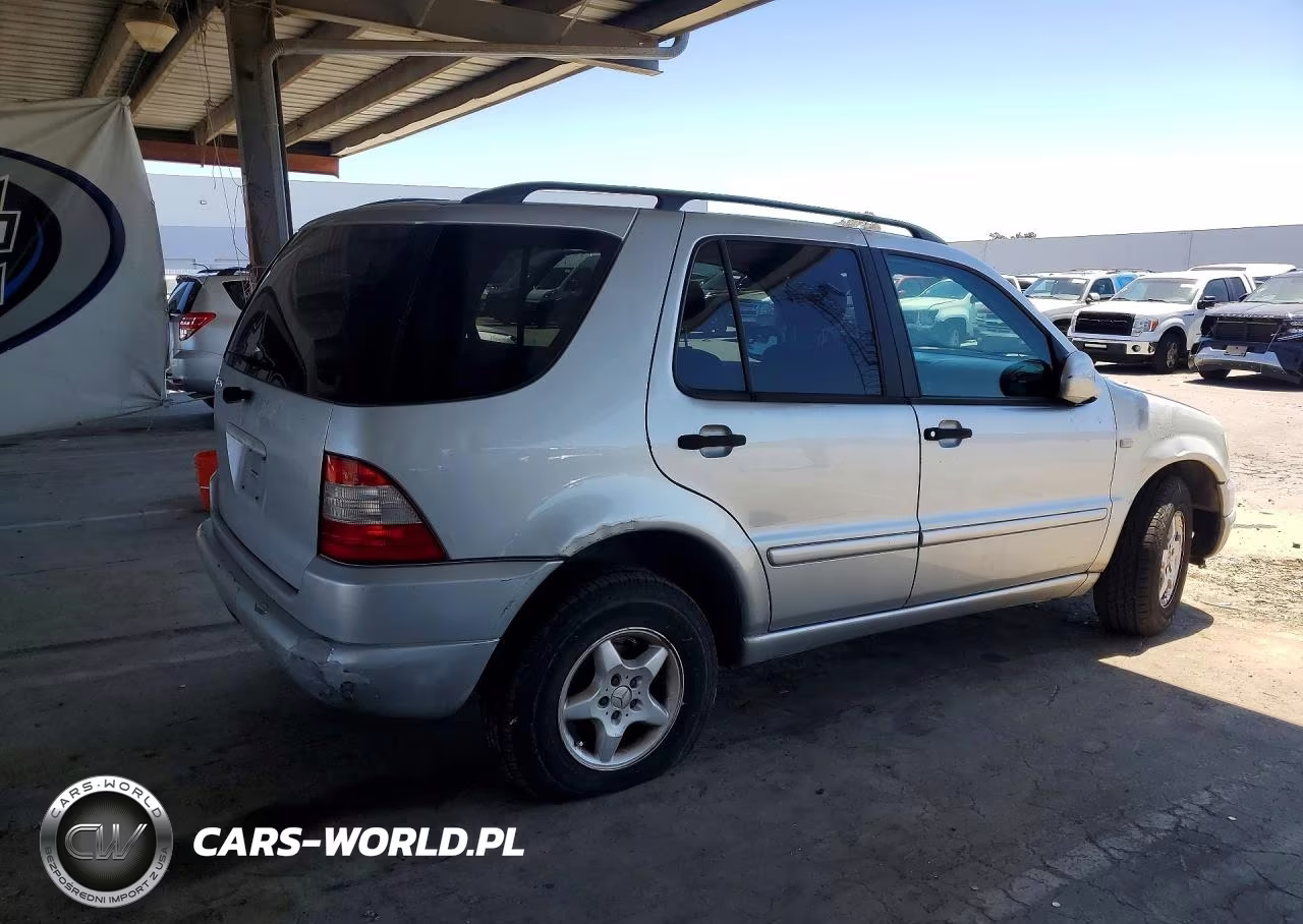 2000 Mercedes-Benz Ml 320 VIN:4JGAB54E1YA147124 - 3
