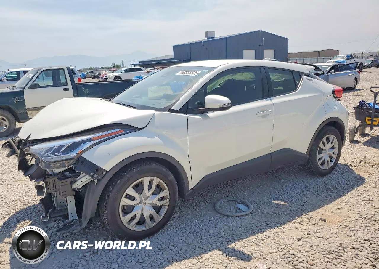 2021 Toyota C-Hr Le – zdjęcie 1 z 13
