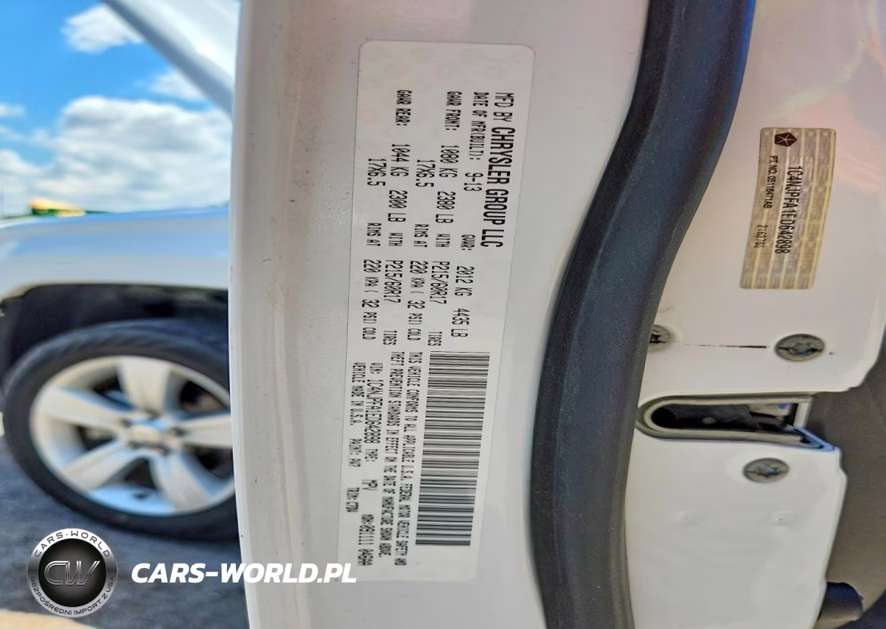 2014 Jeep Patriot Latitude VIN:1C4NJPFA1ED642898 - 13
