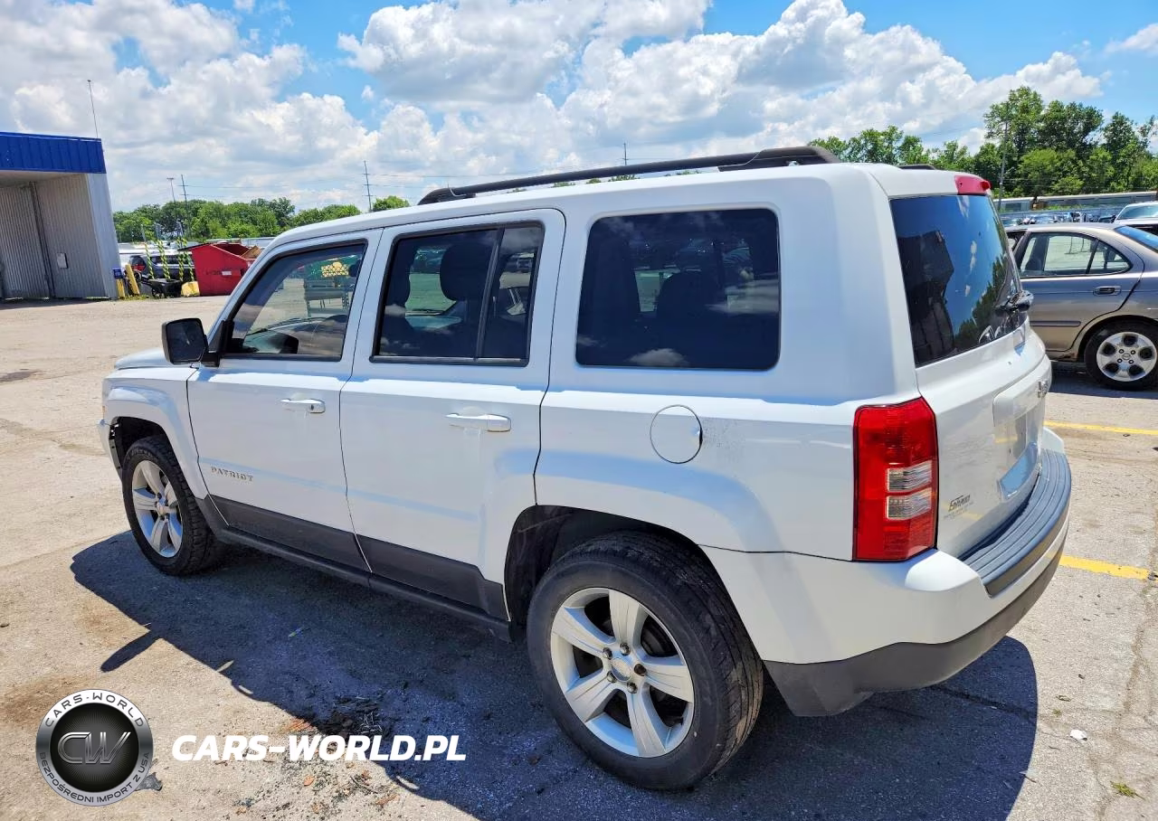 2014 Jeep Patriot Latitude VIN:1C4NJPFA1ED642898 - 2