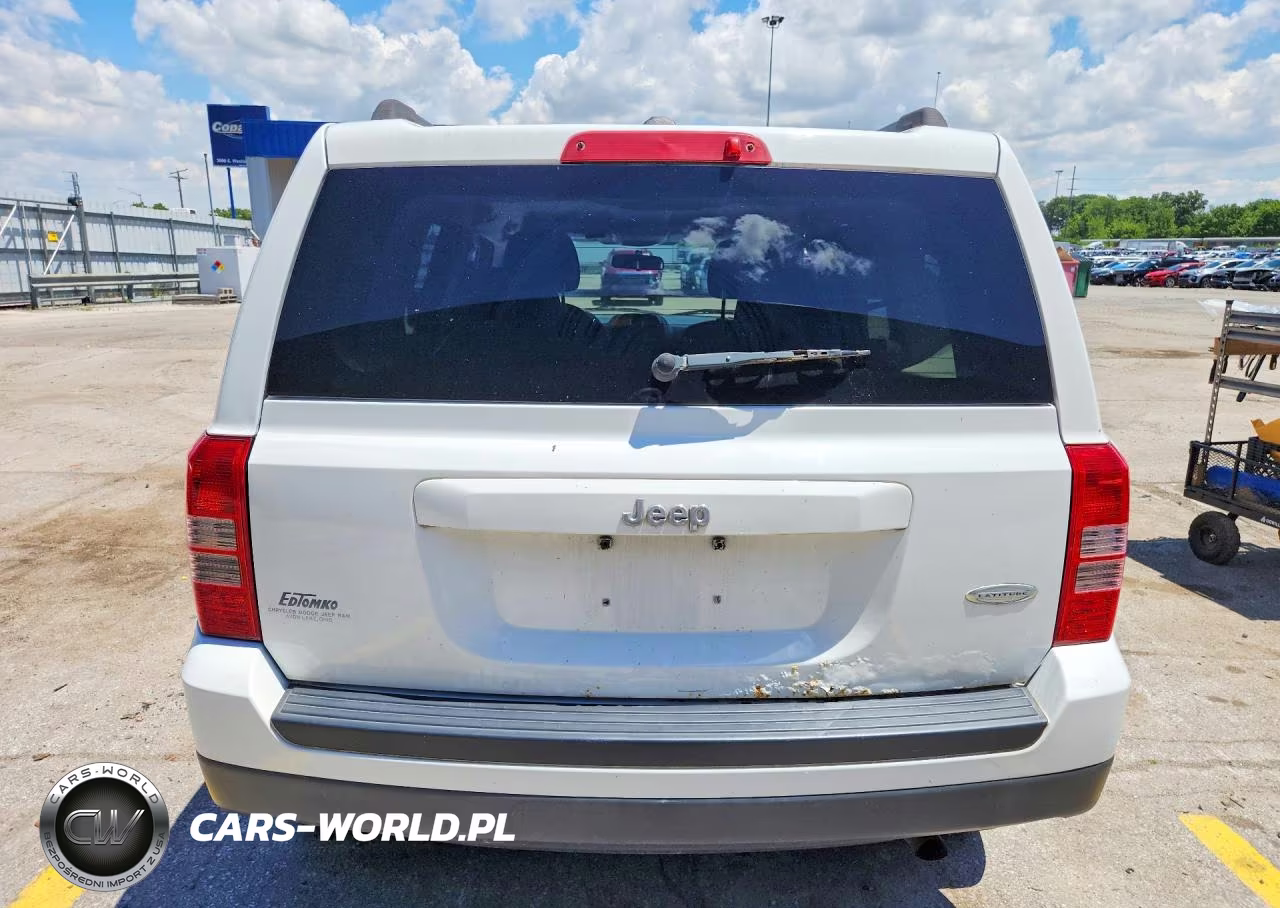 2014 Jeep Patriot Latitude VIN:1C4NJPFA1ED642898 - 6