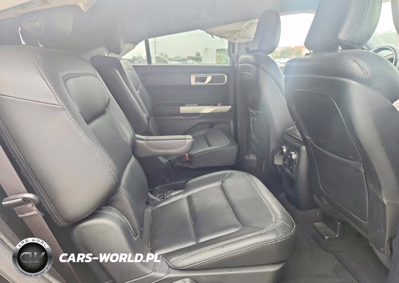 2020 Ford Explorer Xlt VIN:1FMSK8DHXLGC43954 - 11