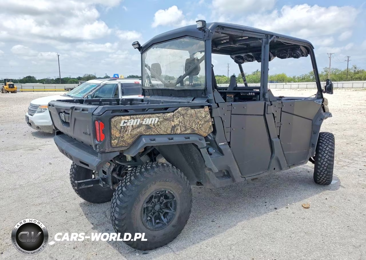 2023 Can-Am Defender Utility Vehicle VIN:3JBUCAP40PK002361 - 4