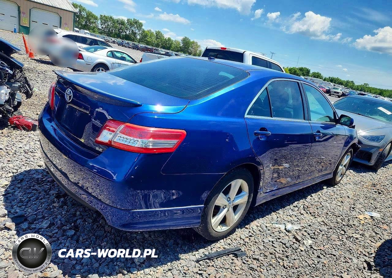 2011 Toyota Camry VIN:4T1BF3EK9BU746103 - 3