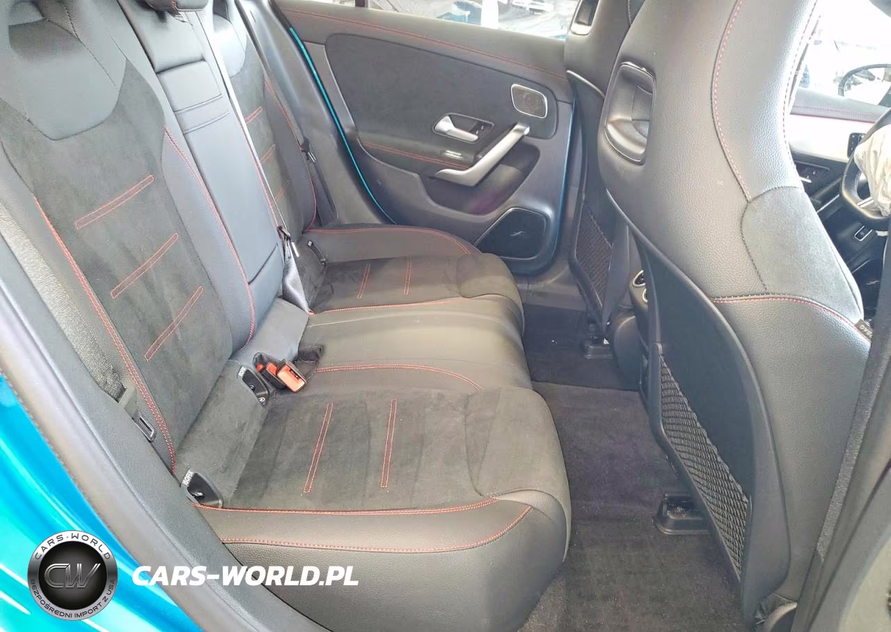 2025 Mercedes-Benz Cla 250 4Matic VIN:W1K5J4HB1SN483395 - 10