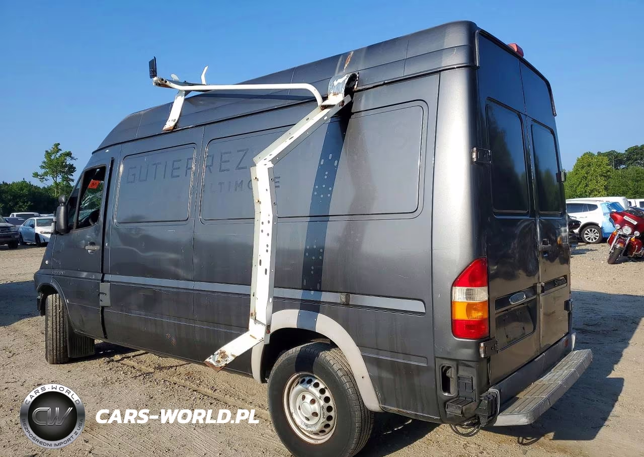 2006 Freightliner Sprinter 2500 Delivery Van VIN:WDYPD644765911154 - 2