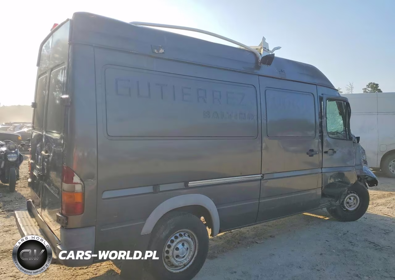 2006 Freightliner Sprinter 2500 Delivery Van VIN:WDYPD644765911154 - 3
