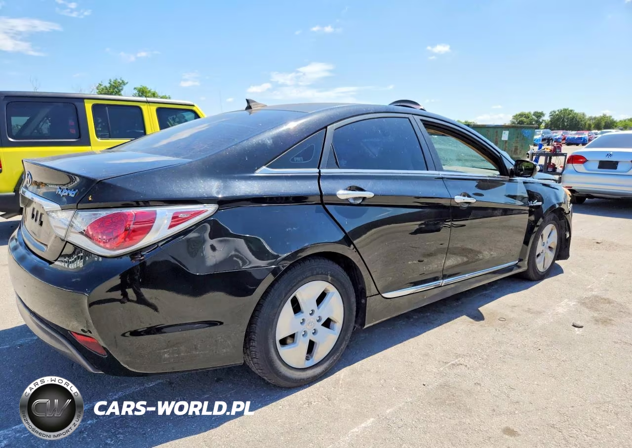 2012 Hyundai Sonata Hybrid VIN:KMHEC4A41CA032147 - 3